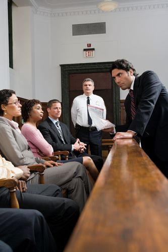Criminal Case Settlement vs. Trial - Making the Right Choice
