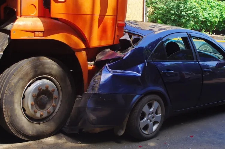 truck accident lawyer islip