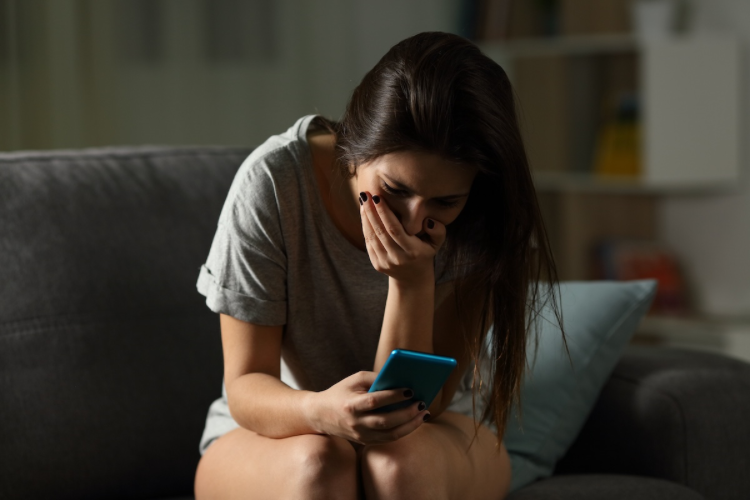 cyberbullying self-harm social media